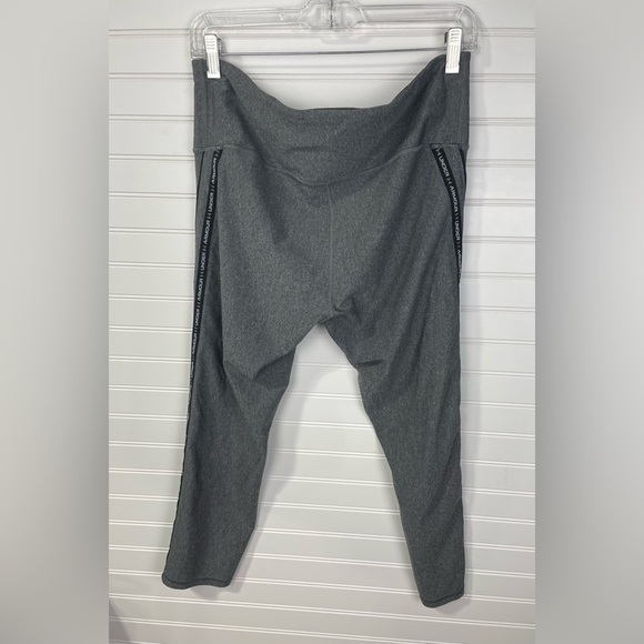 Under Armour Gray Cropped Compression Leggings XL Women’s - Picture 2 of 8